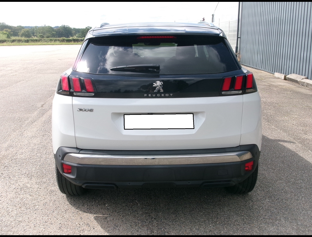 Peugeot 3008 - BHDI 130 CROSSWAY EAT8