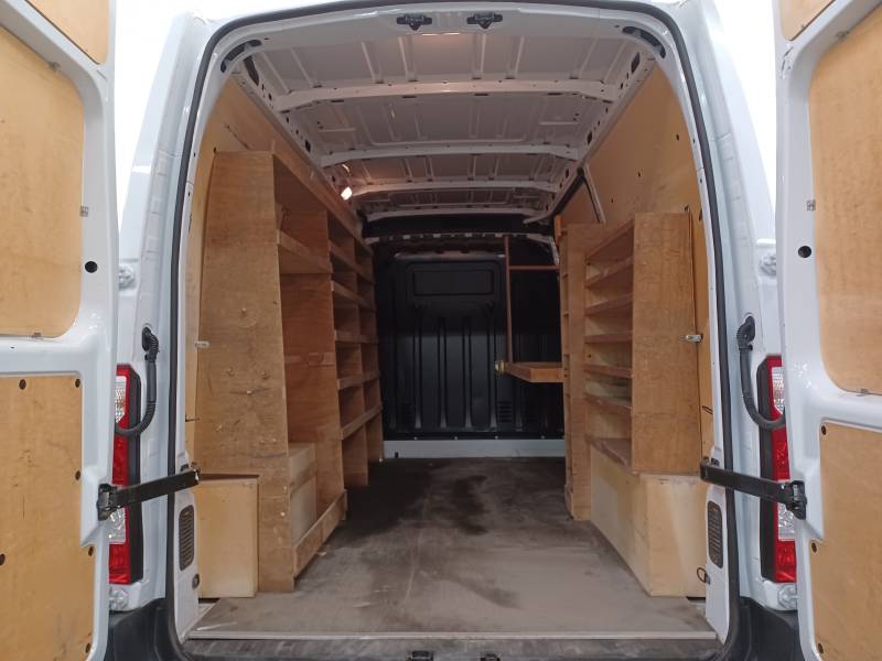 Opel Movano - (30) F3300 L2H2 135 CH BITURBO