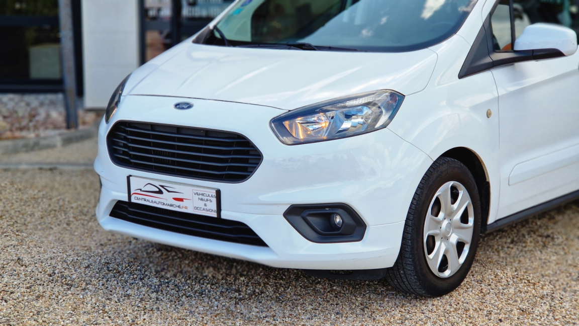 Ford Courier - TOURNEO 100 CH TREND