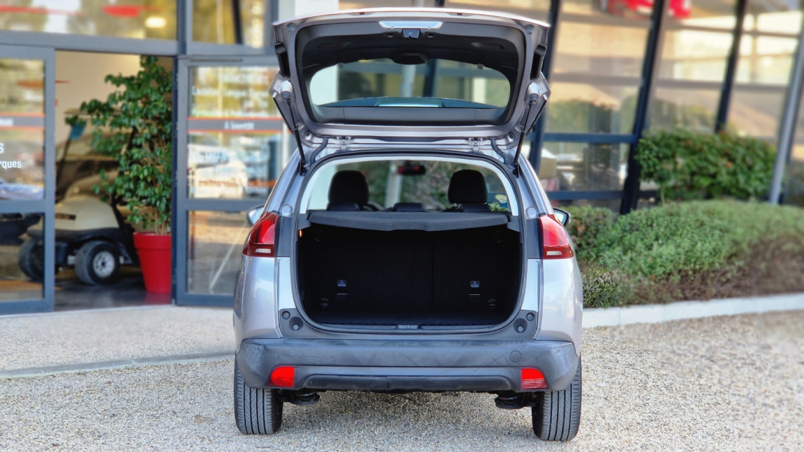 Peugeot 2008 - BlueHDi 100ch SetS BVM5 Active Business