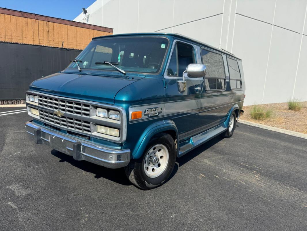 Chevrolet Chevy G20 VAN 5.7 V8 AMENAGER