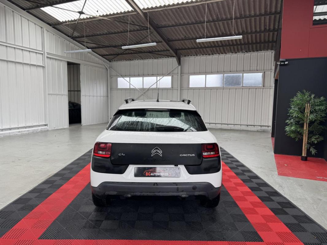 Citroën C4 Cactus - 1.6 BlueHDi 100 CH BUSINNES - GARANTIE 6 MOIS