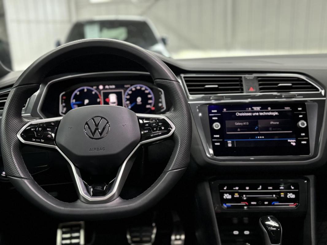 Volkswagen Tiguan - 2.0 TDi 150 CH DSG7 BLACK R-LINE EXCLUSIVE - GARANTIE 20 MOIS