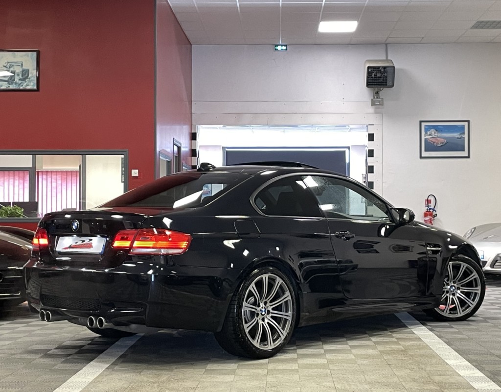 BMW M3 - Coupé 4.0 V8 420ch Drivelogic (E92)