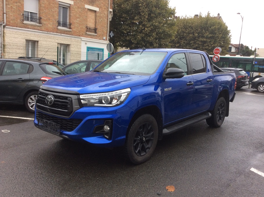 Toyota Hilux IV 4WD 2.4 D-4D 150 DOUBLE CABINE